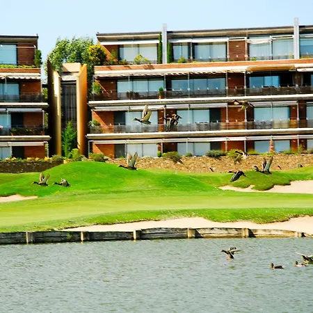 The Golf With Balcony Gualta